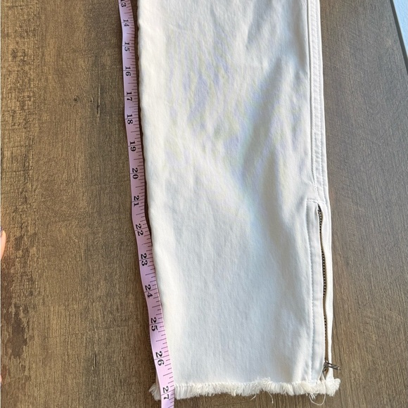 Vince Women’s High Waisted Ivory Cotton blend Pants 7/8  size 31 - Picture 8 of 10